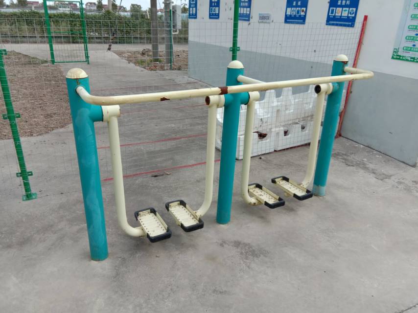 雙位太空漫步機(jī)