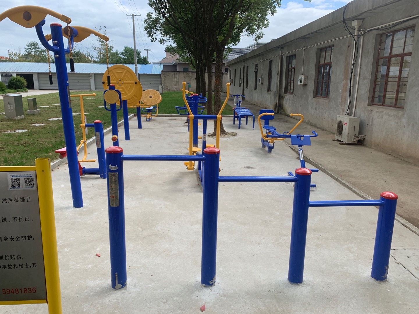 豎新鎮(zhèn)新樂(lè)居委健身點(diǎn)