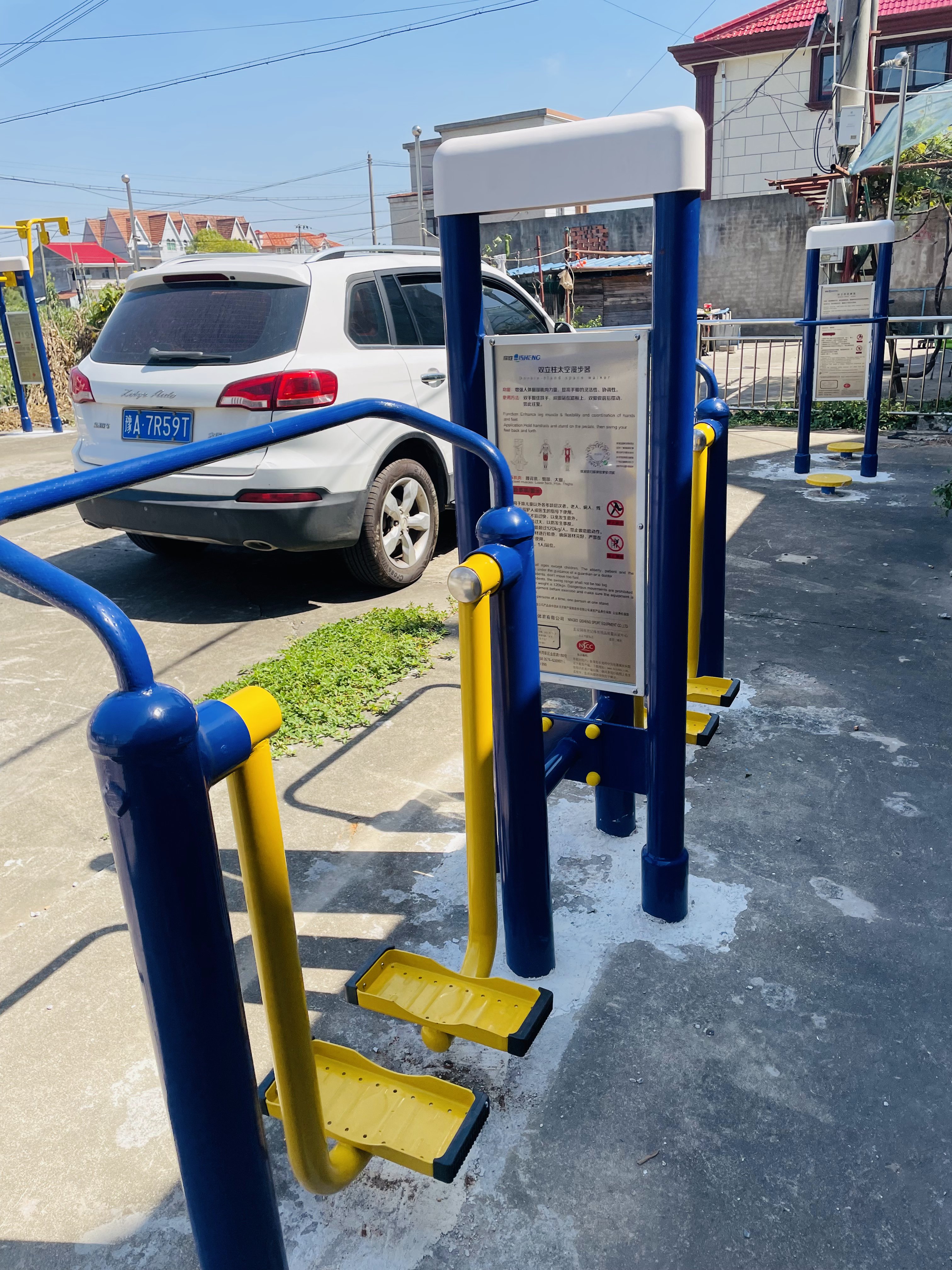 雙立柱太空漫步器