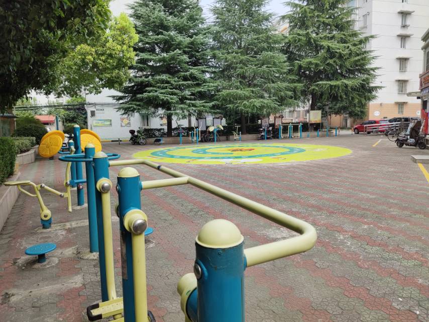 麗景小區(qū)健身點(diǎn)