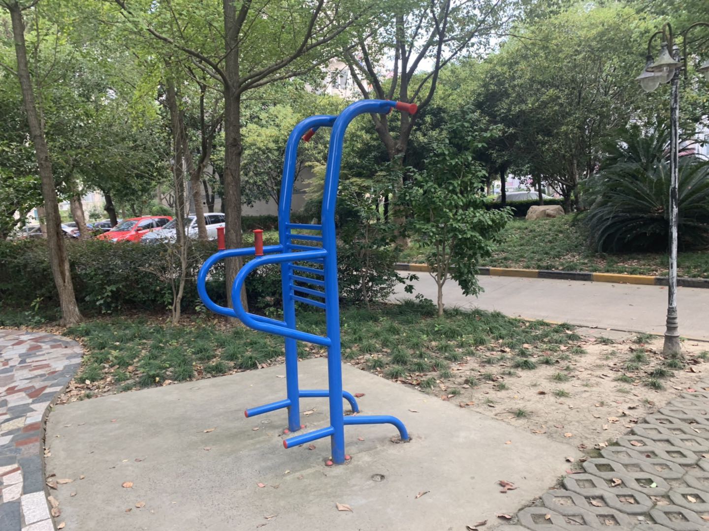 多功能訓(xùn)練器