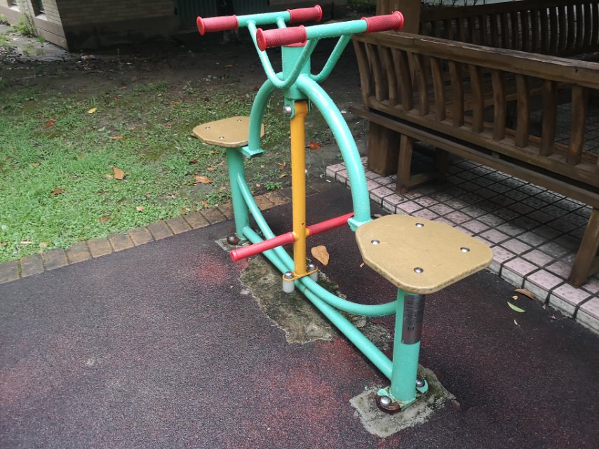 下肢康復(fù)器