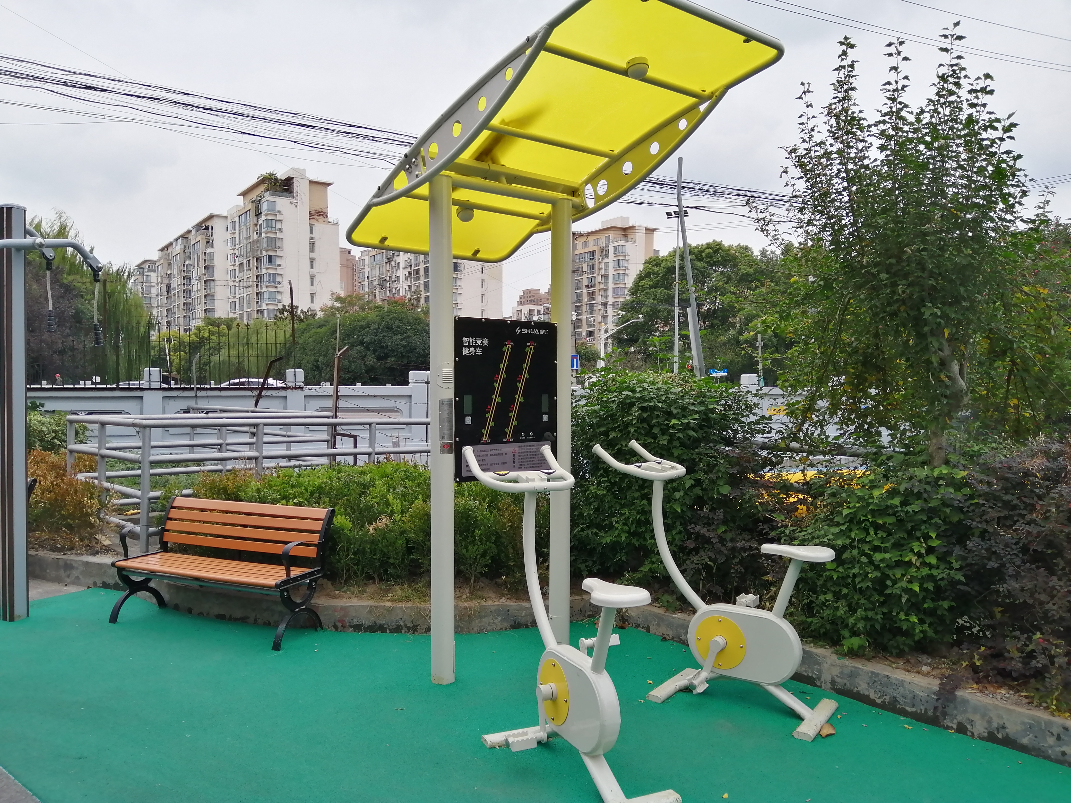 智能競(jìng)賽健身車