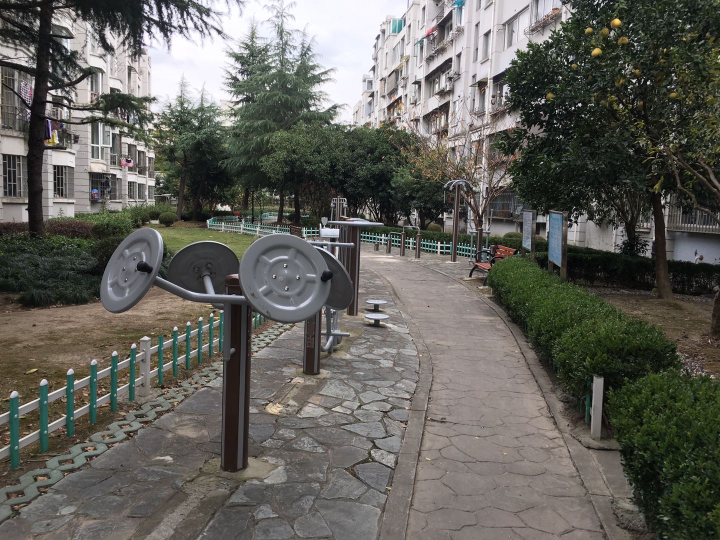 紅楓苑居委健身點(diǎn)2