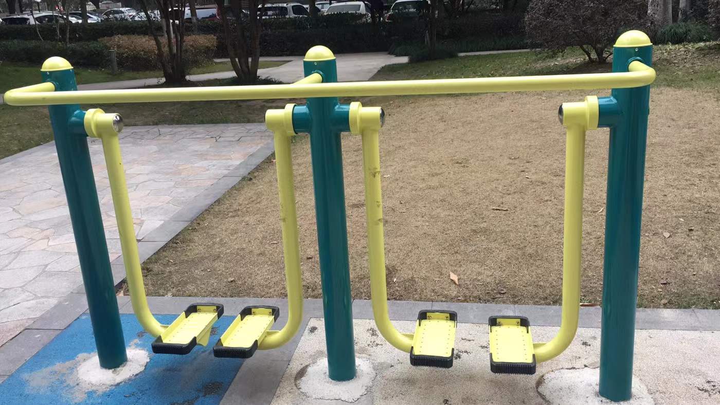 二位智能太空漫步機