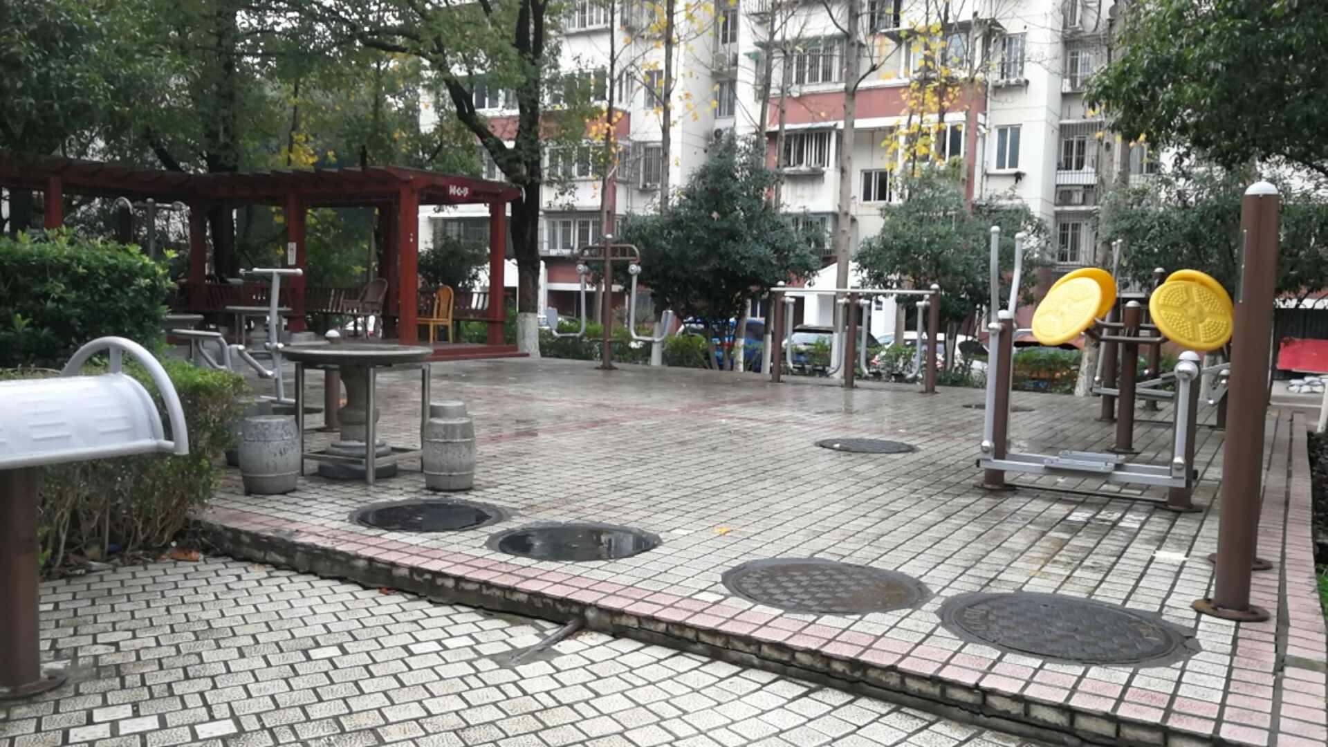 金玉1市民益智健身苑點(diǎn)