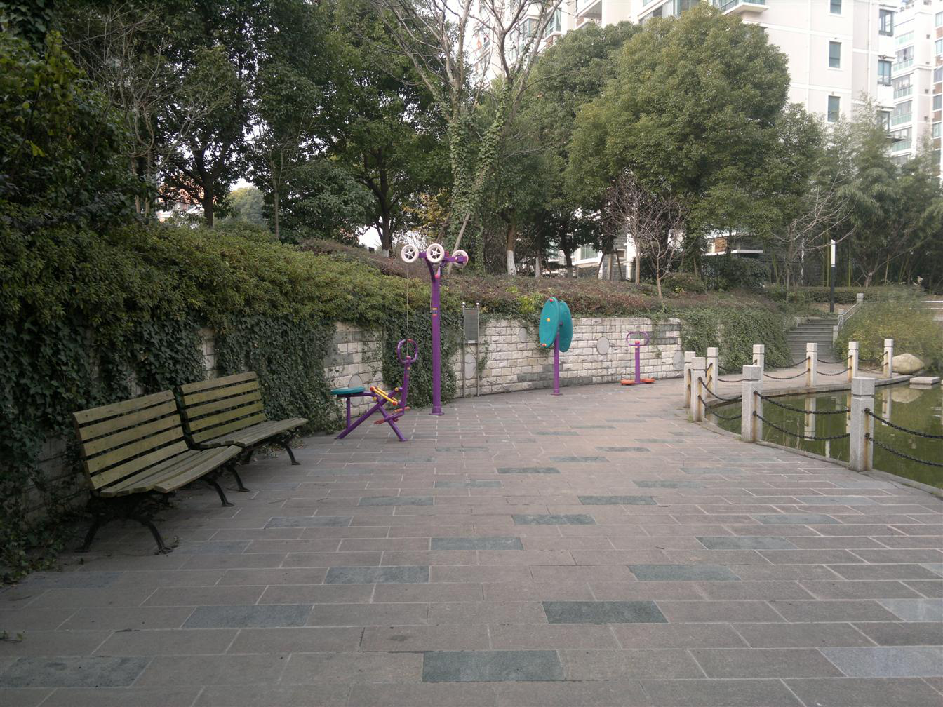 匯佳苑萊陽路817弄21號健身點(diǎn)