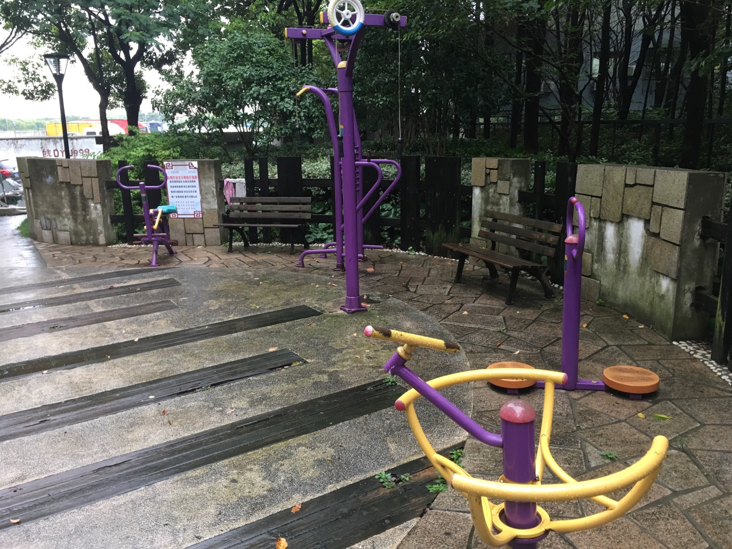 鼎秀社區(qū)健身苑點(diǎn)（4）