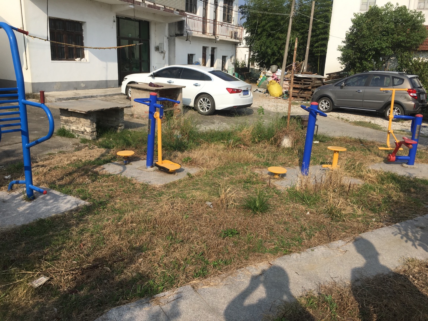 泖港鎮(zhèn)茹塘村長(zhǎng)浜健身點(diǎn)