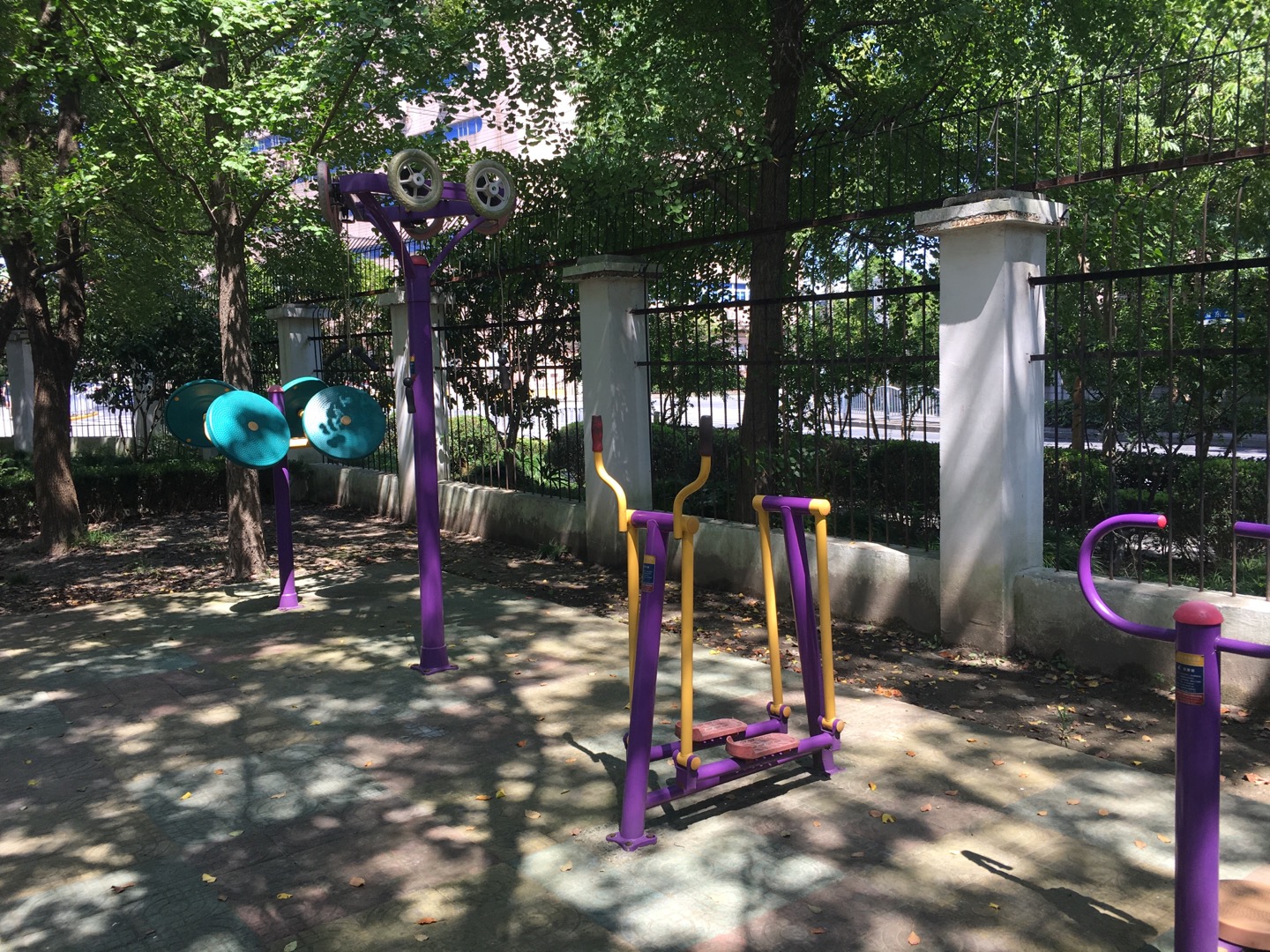 寶山七村健身點(diǎn)  2