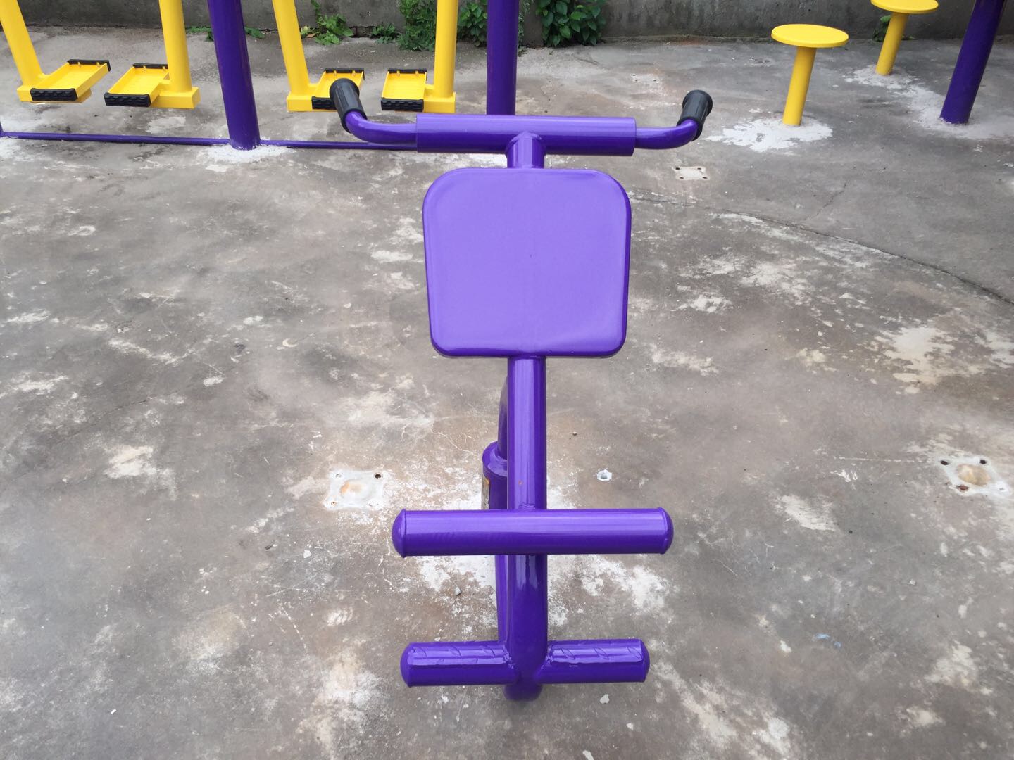 背肌訓(xùn)練器