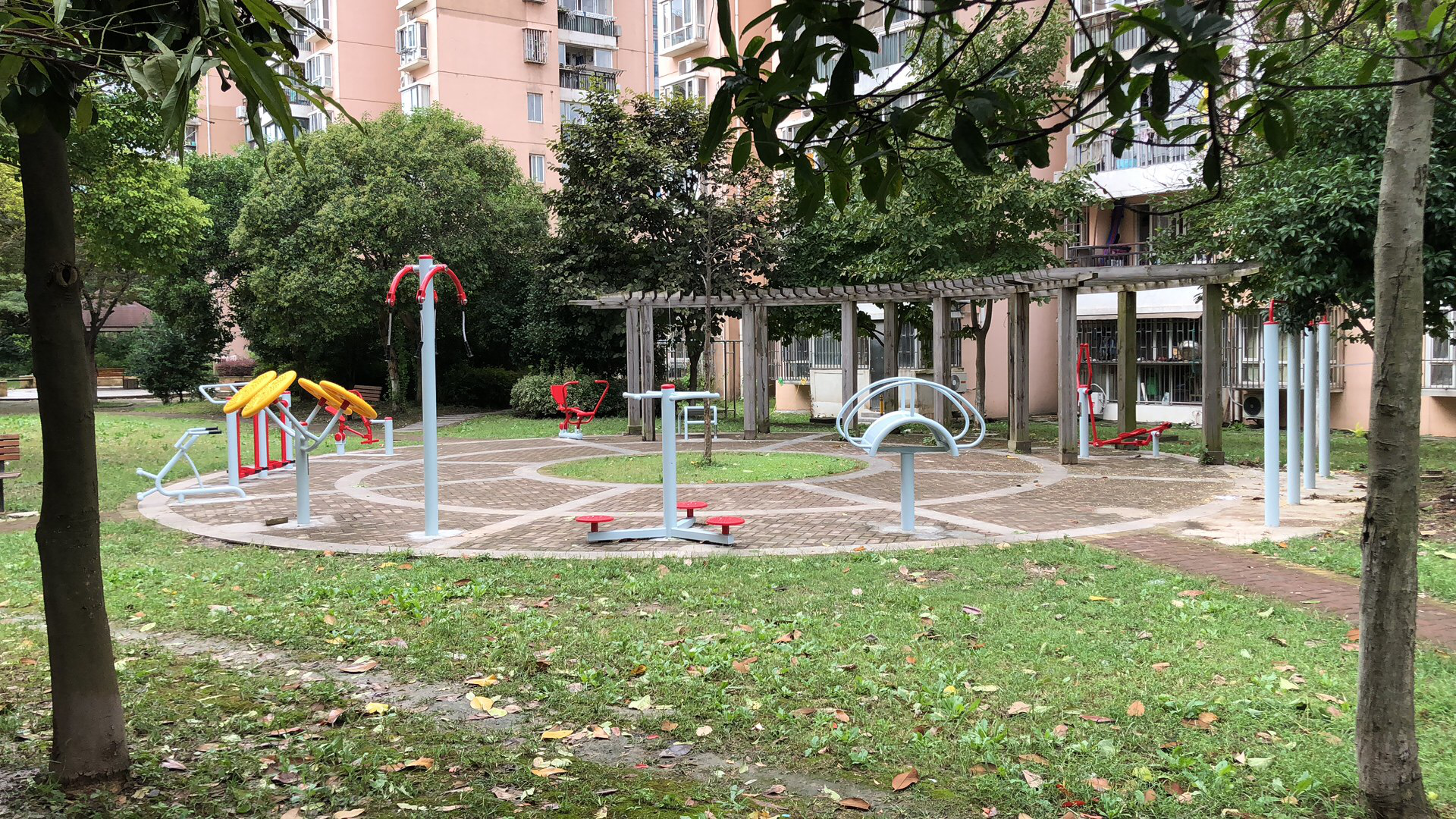 御橋四居健身點(diǎn)