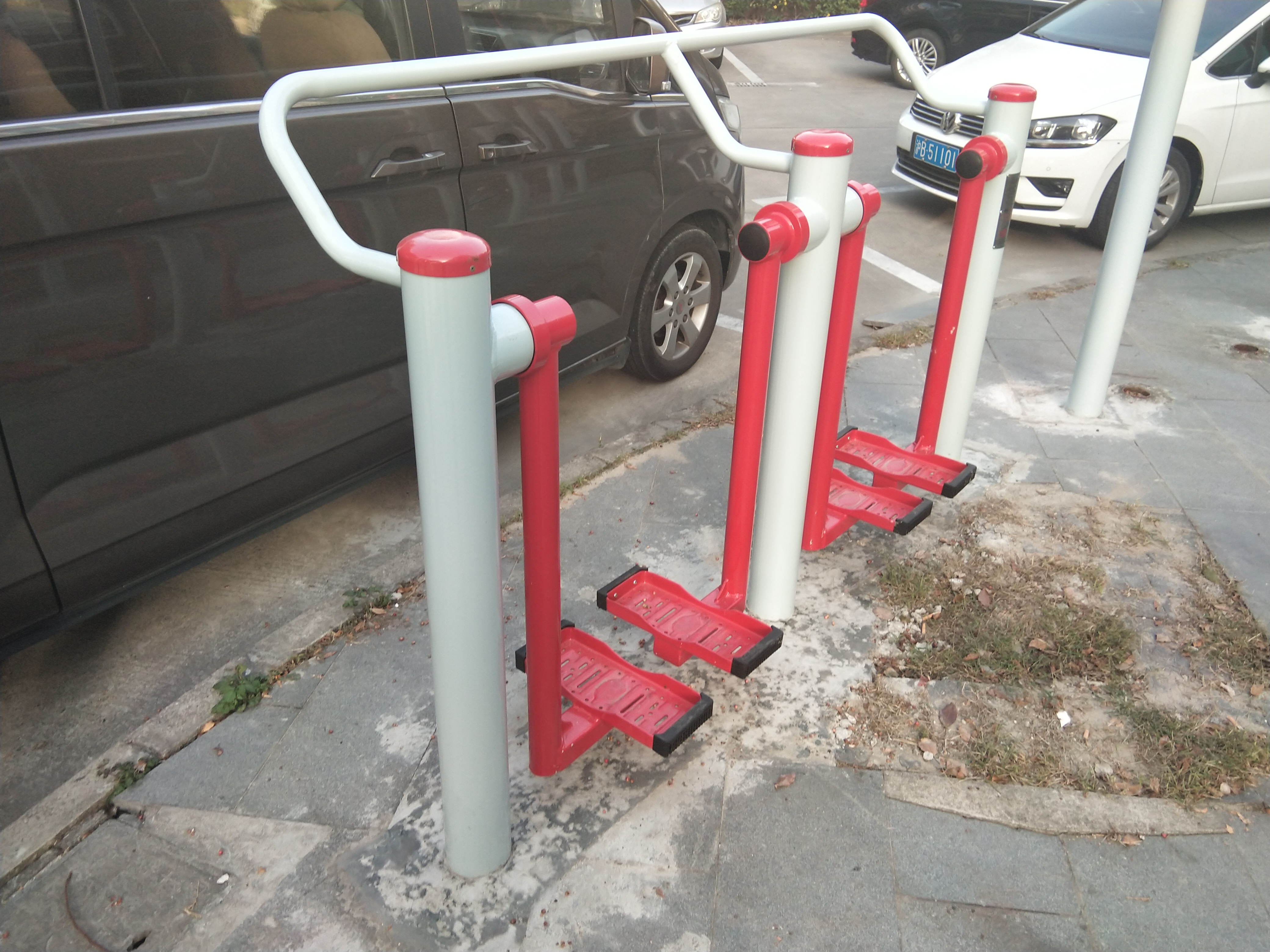 兩聯(lián)漫步機(jī)