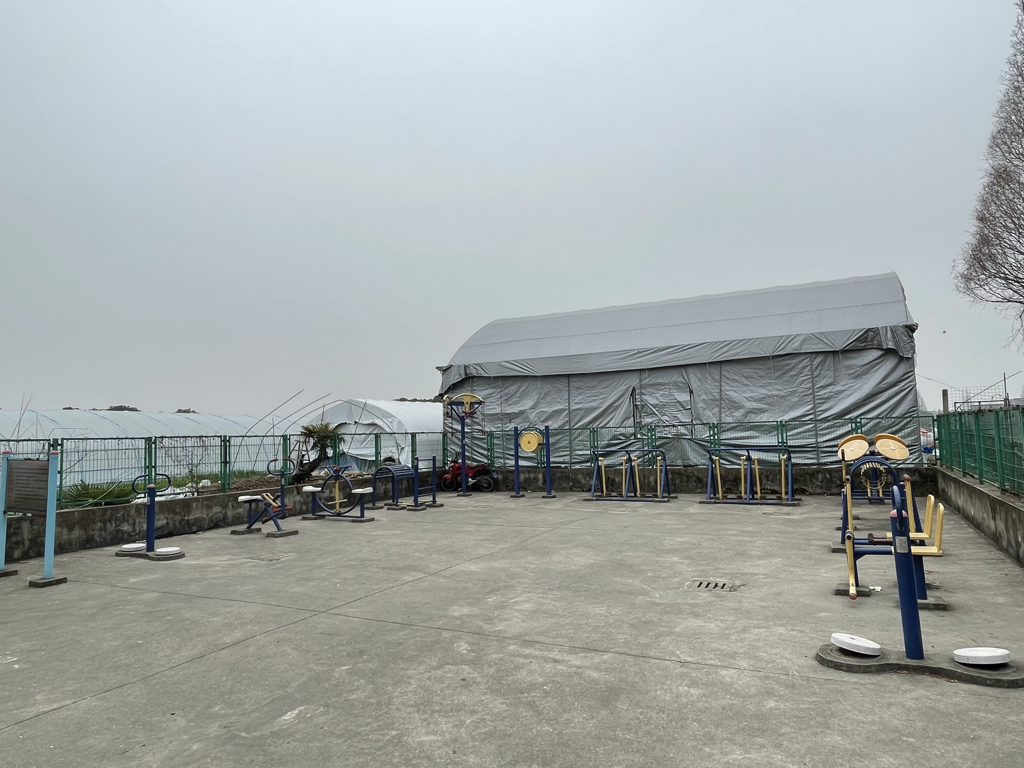 小灣村村民委員會健身點