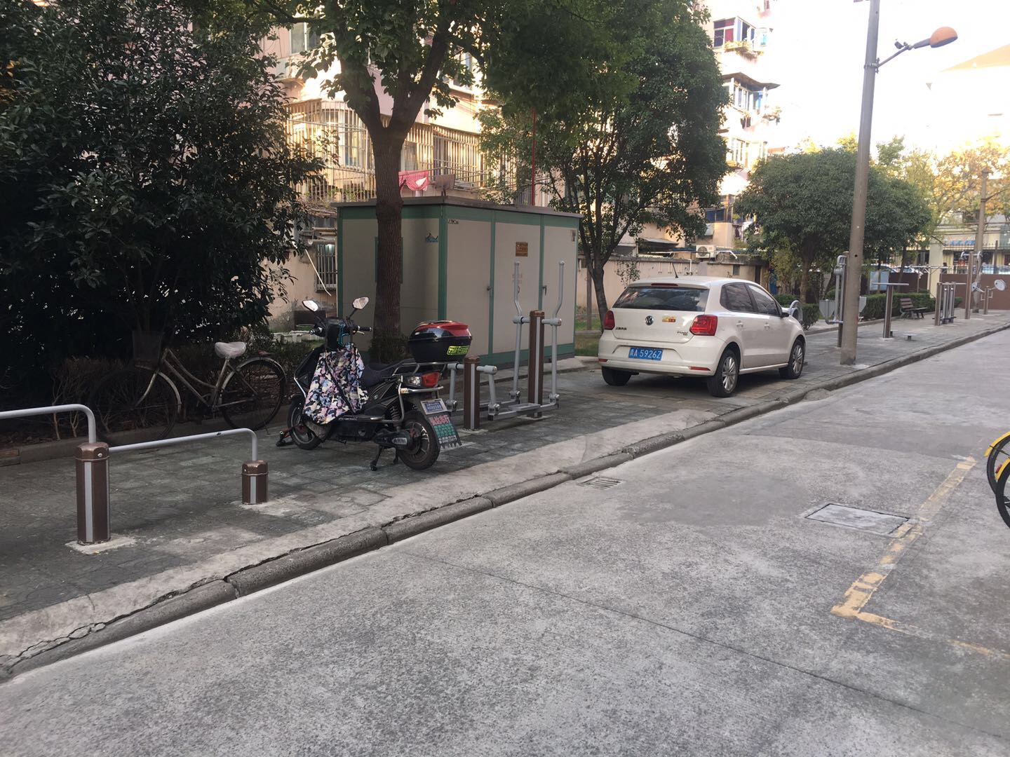 凌十居委健身點(diǎn)2