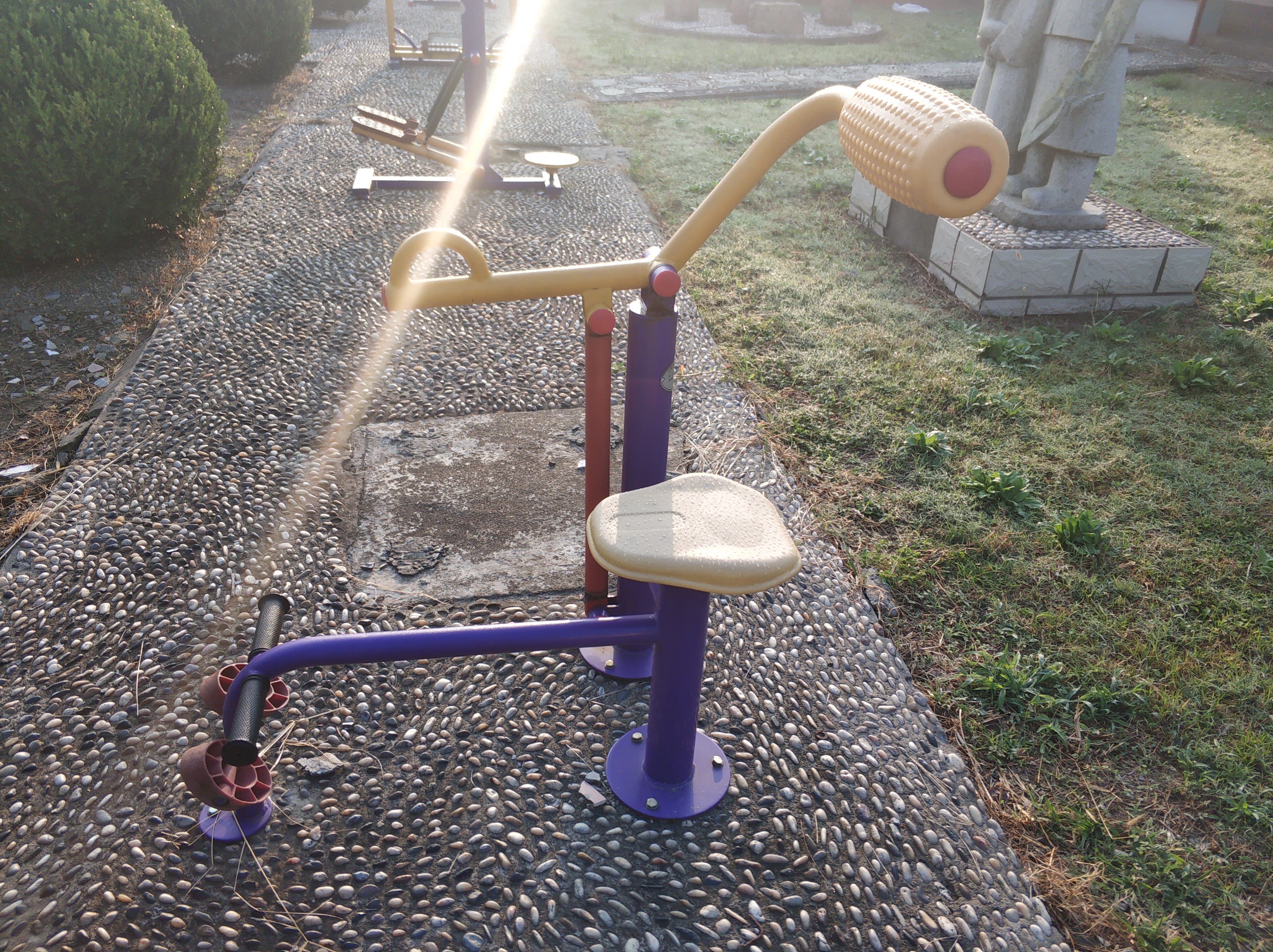 腹背訓(xùn)練器