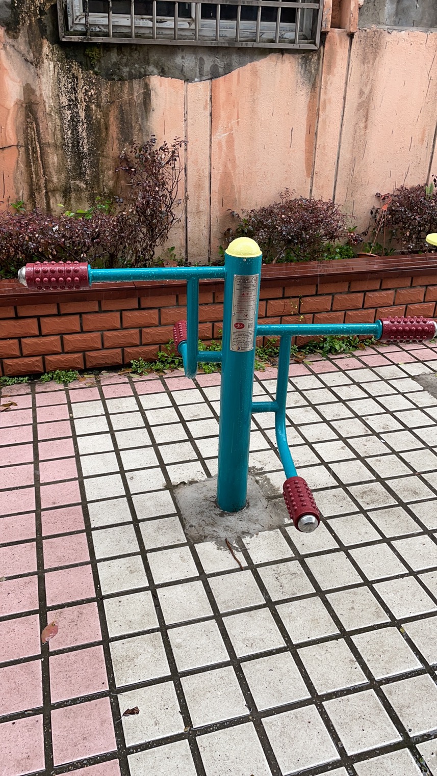 四級(jí)壓腿按摩器