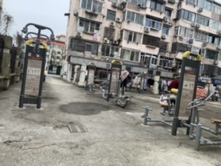 浦三小區(qū)健身苑點