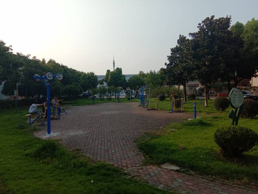 倉新小區(qū)北區(qū)市民健身點(diǎn)