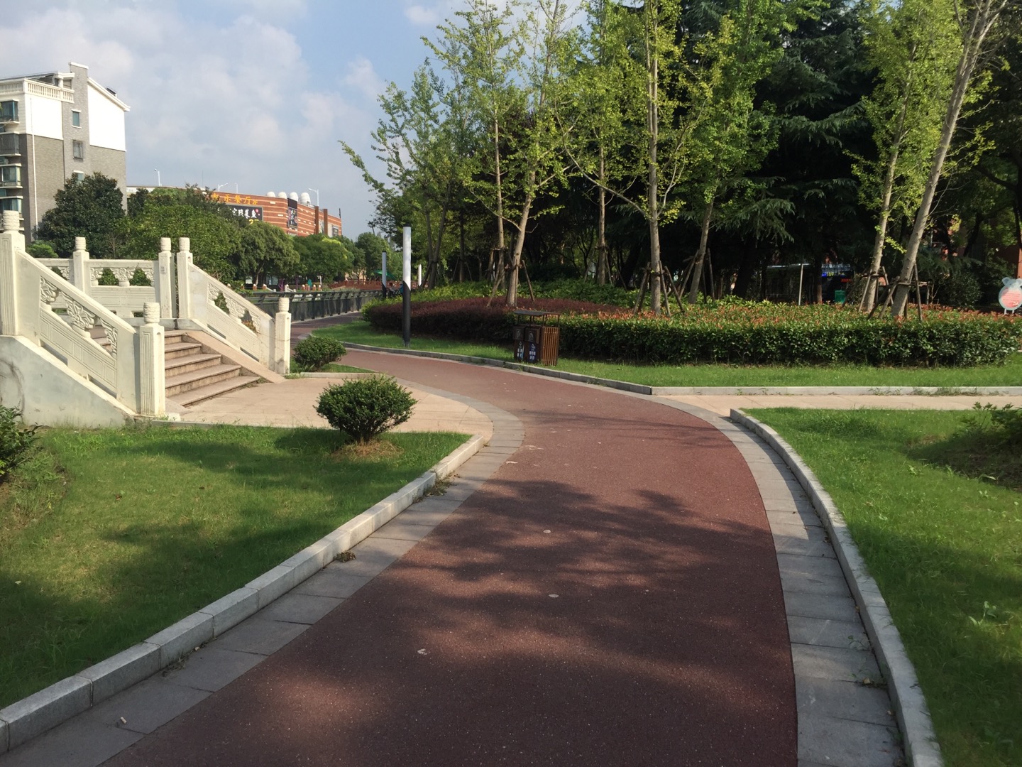 紀翟路健身步道