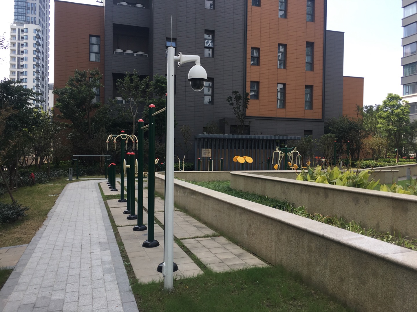 長(zhǎng)灘盛東苑健身點(diǎn)1