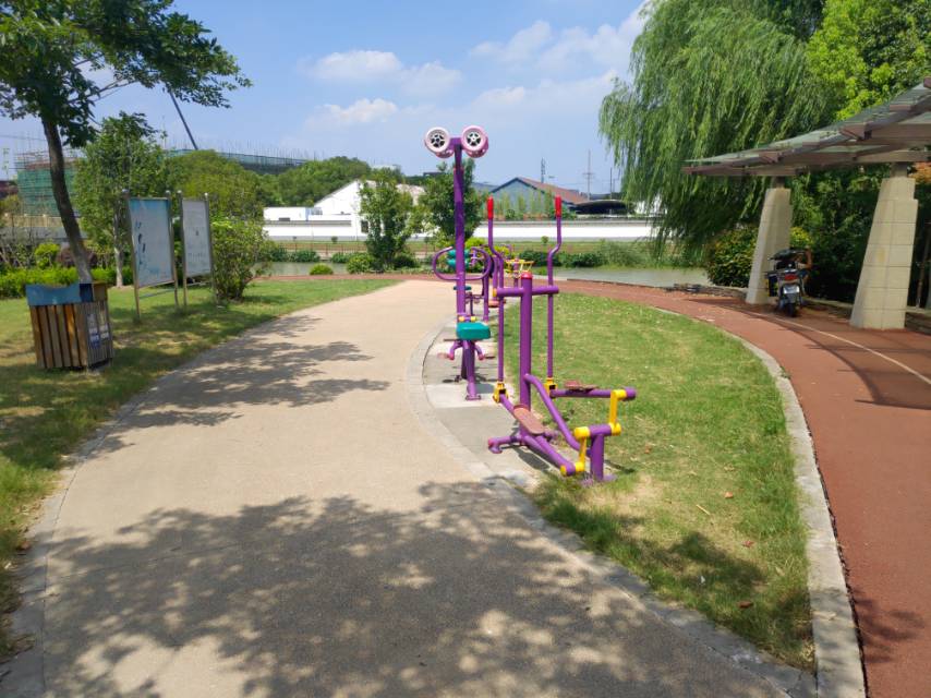 許浦村公共綠地南區(qū)健身點