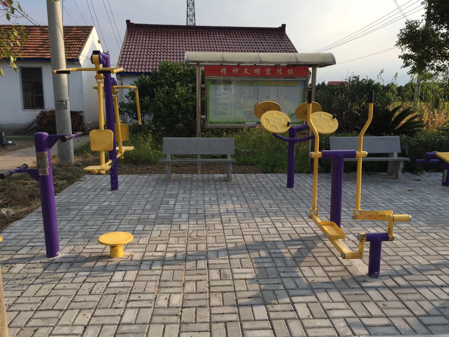 民生村七組健身點(diǎn)