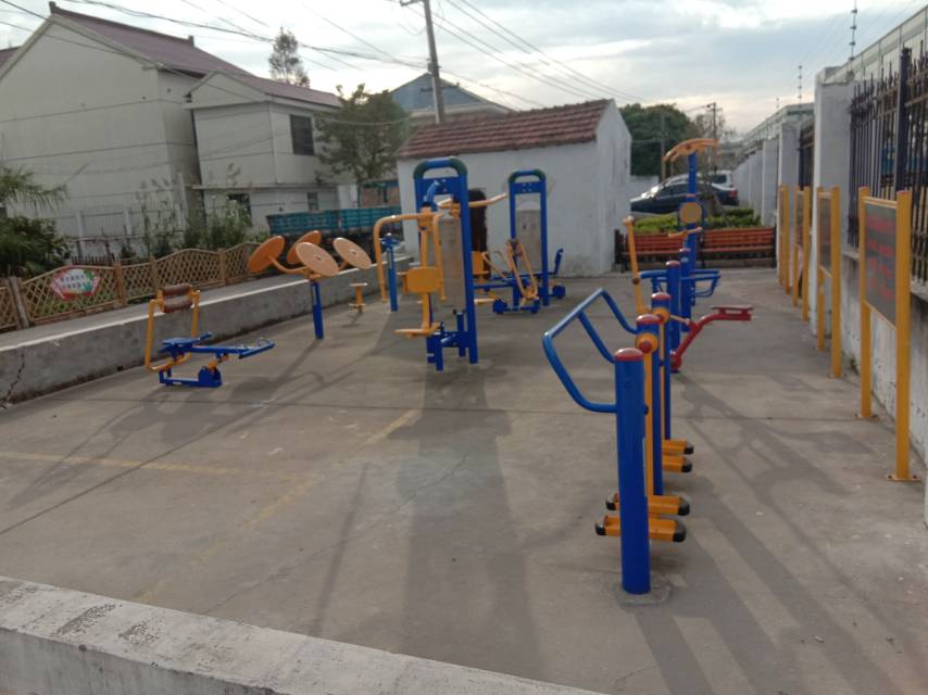 營前村6組郎家宅53號后西健身路徑