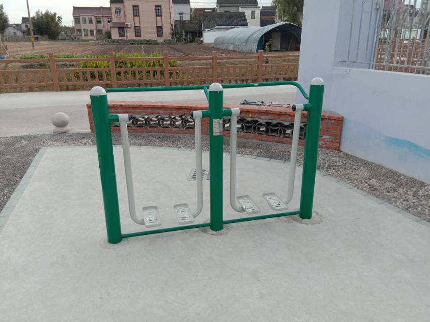 二位地埋漫步機(jī)