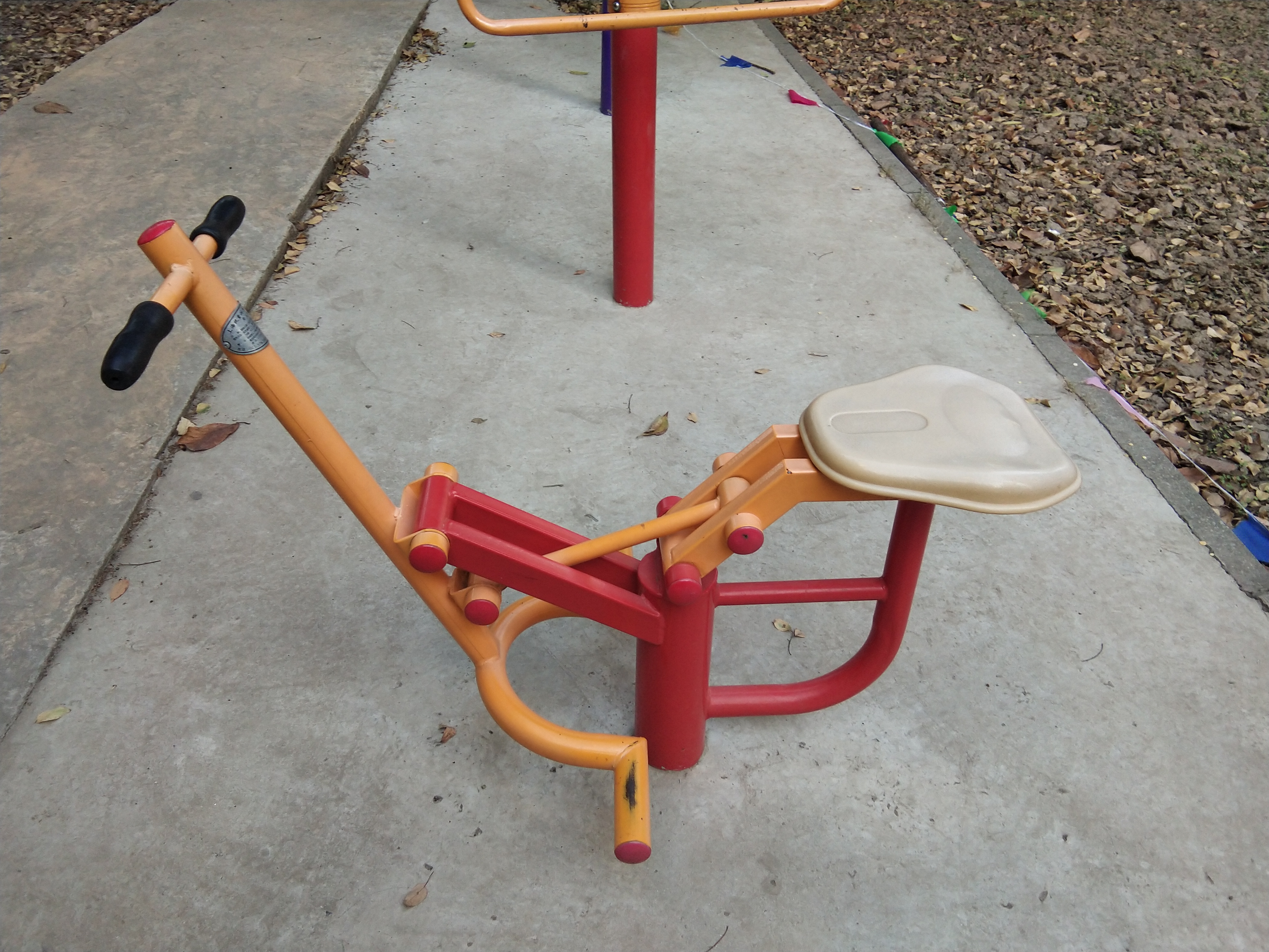 單人健騎機(jī)