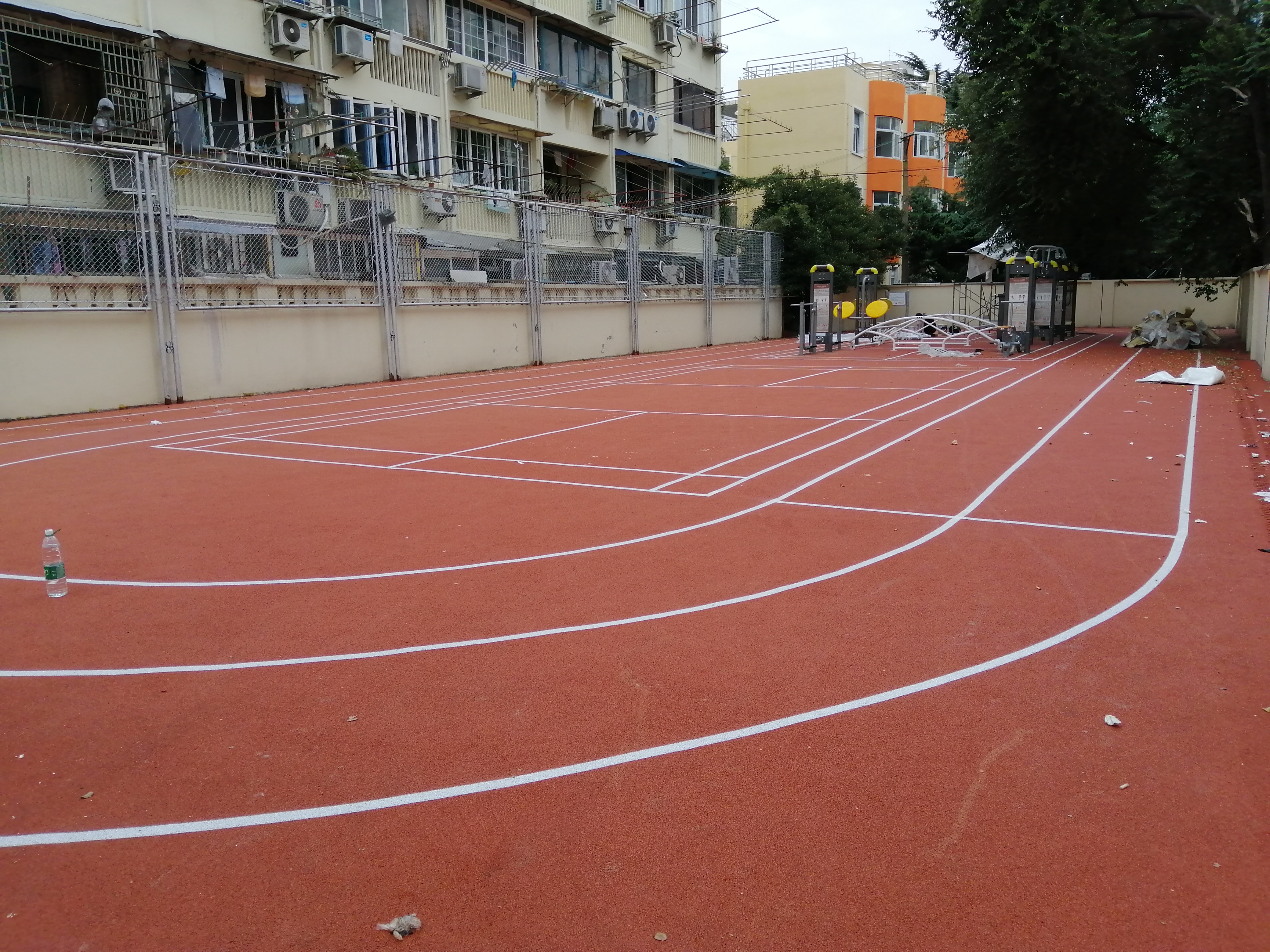 歐陽社區(qū)公共羽毛球場(chǎng)