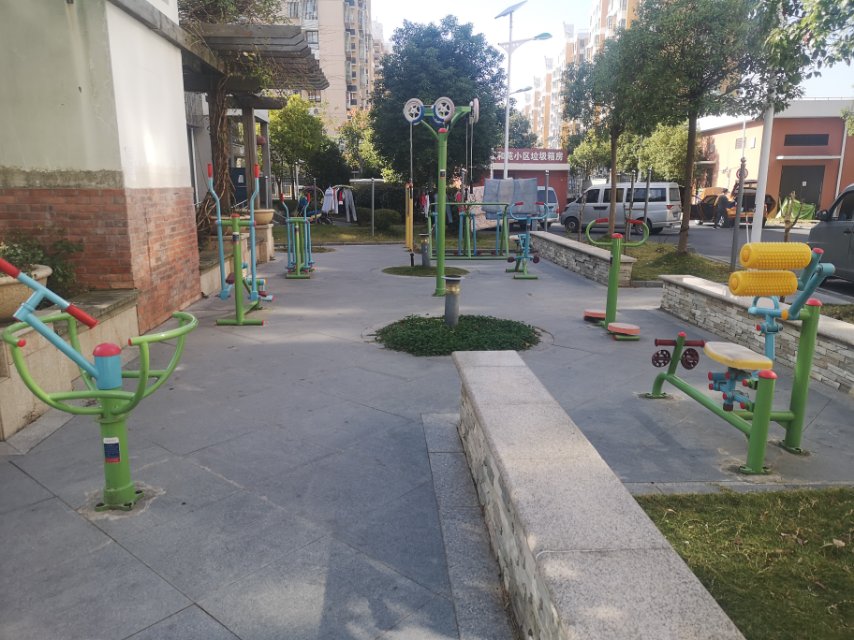 航繡路51弄健身點