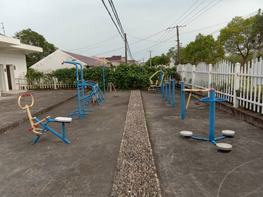 豎新鎮(zhèn)新征村健身點(diǎn)