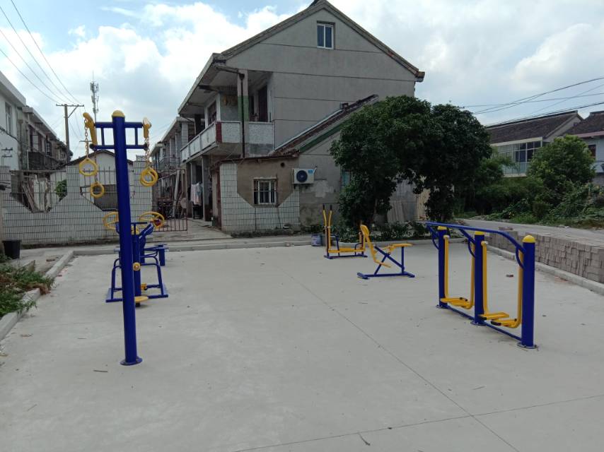錢(qián)橋村二組健身點(diǎn)