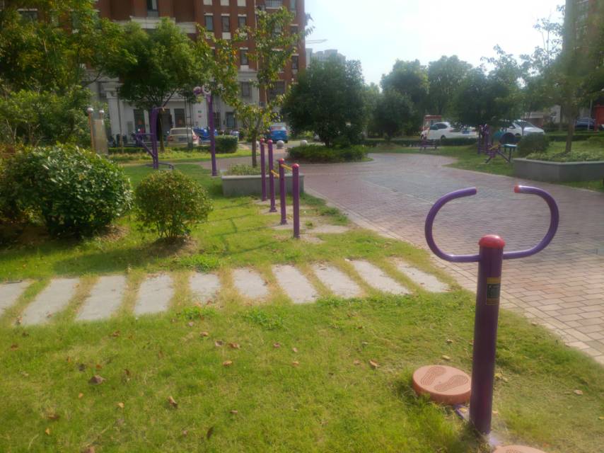 金沙灘天匯佳園健身點(diǎn)