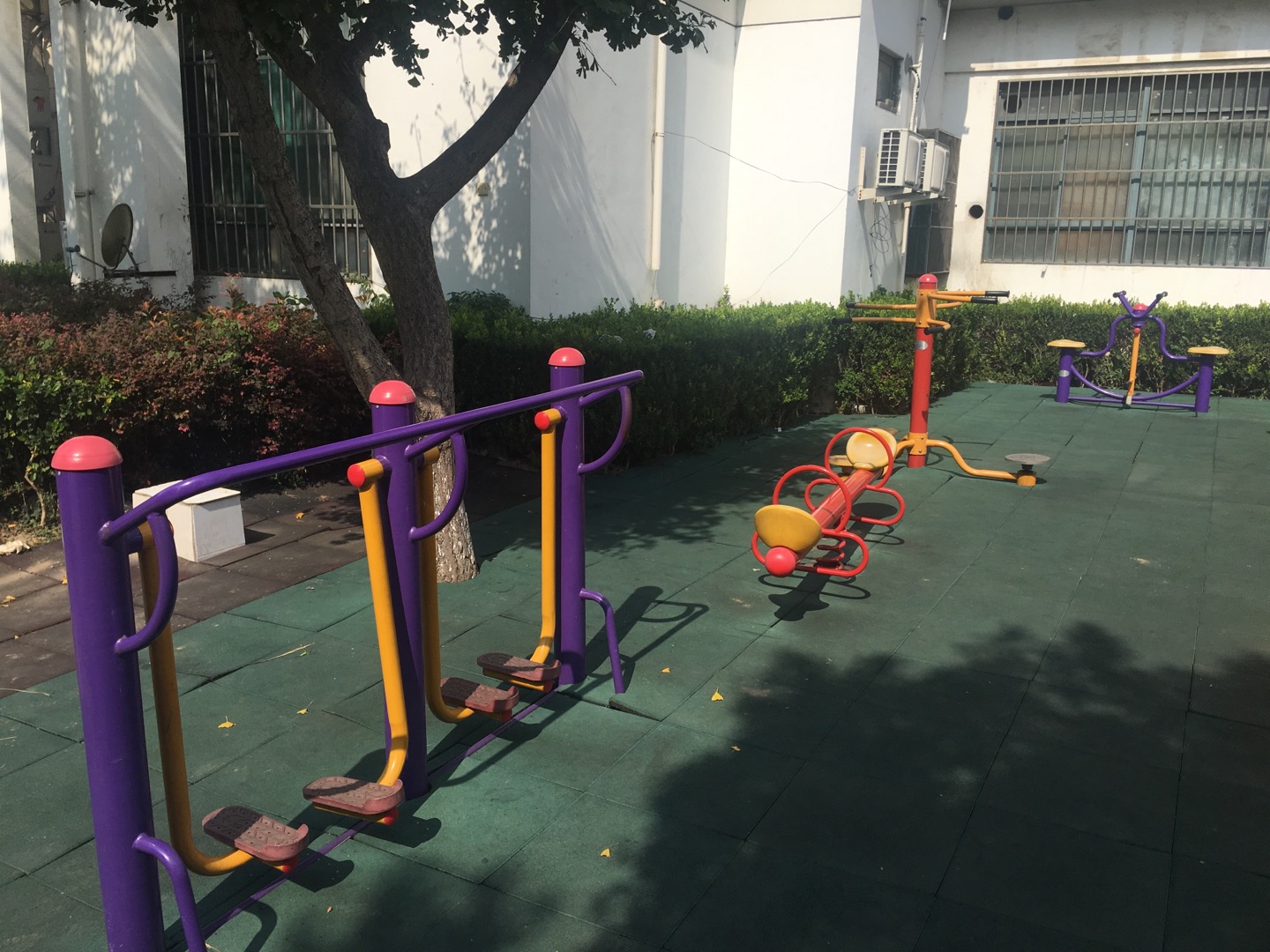 復(fù)地詩(shī)林小區(qū)益智健身點(diǎn)