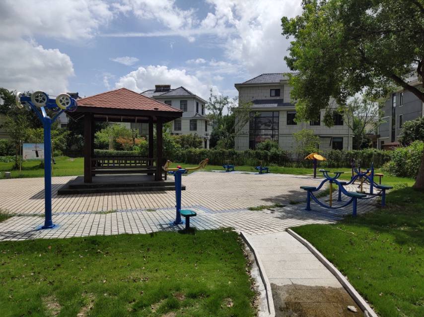 六里新家園多功能運(yùn)動(dòng)場(chǎng)