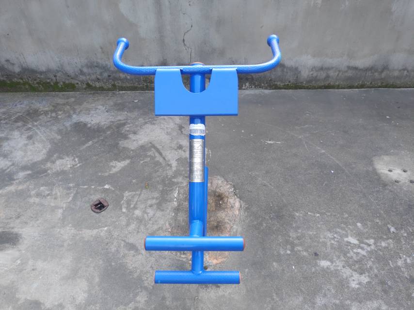 背肌訓(xùn)練器