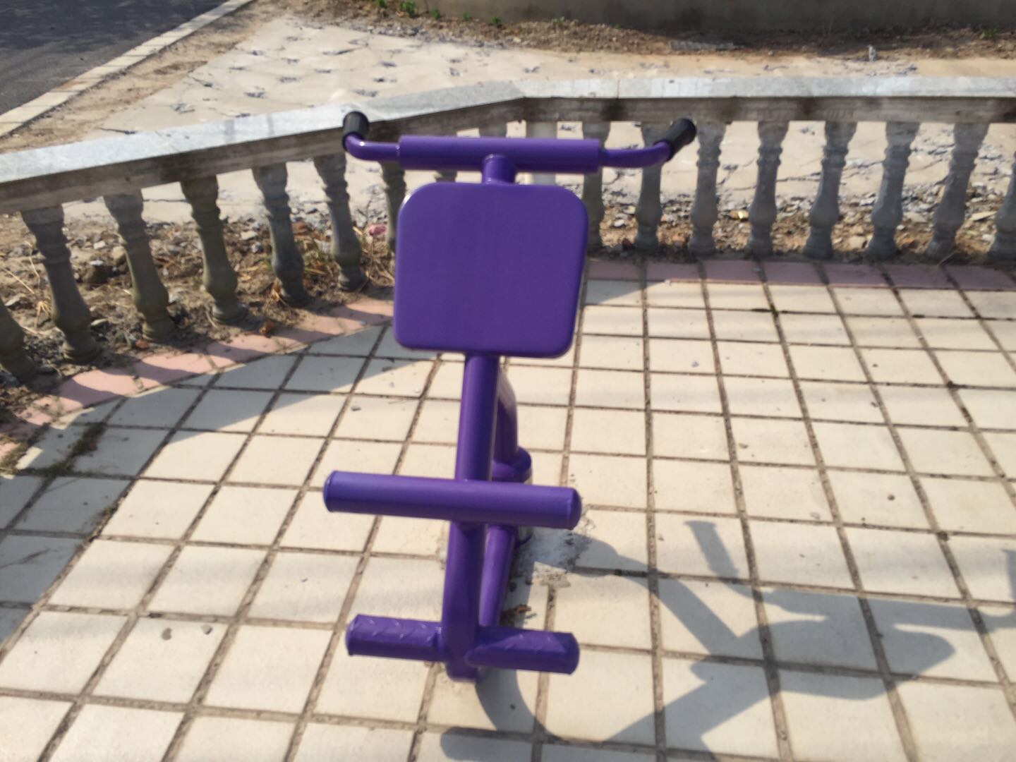 背肌訓(xùn)練器