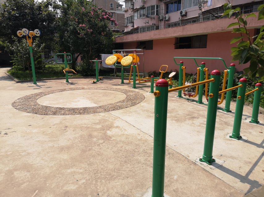 航華二村一居委健身苑點A