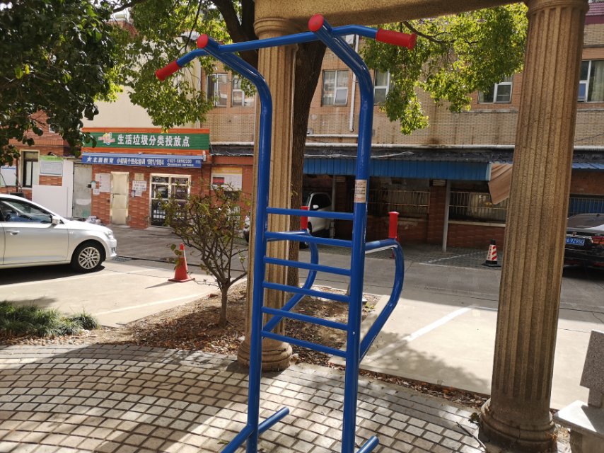 多功能訓(xùn)練器