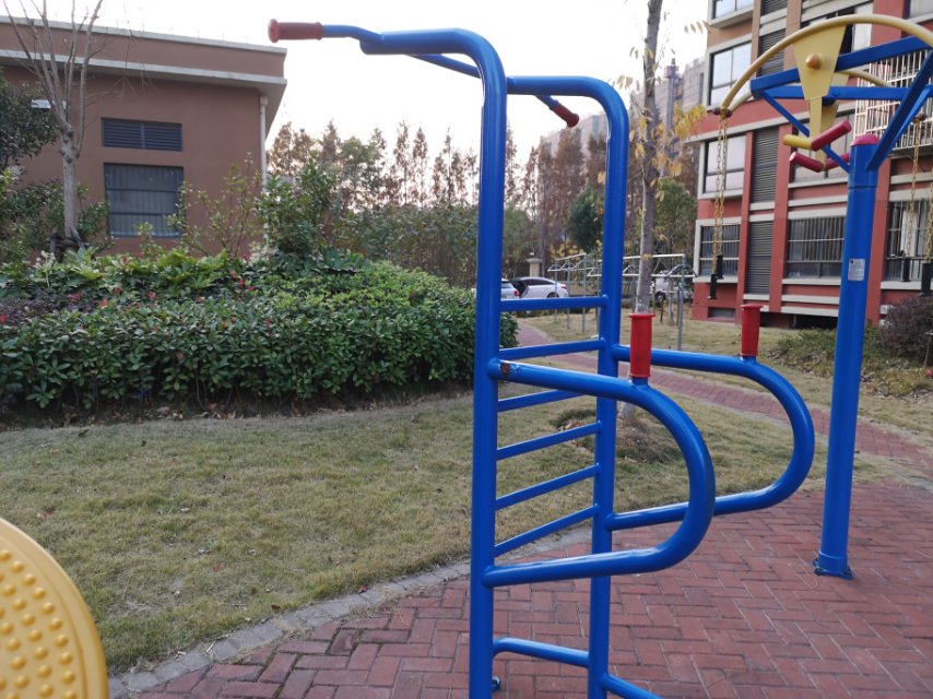 多功能訓(xùn)練器