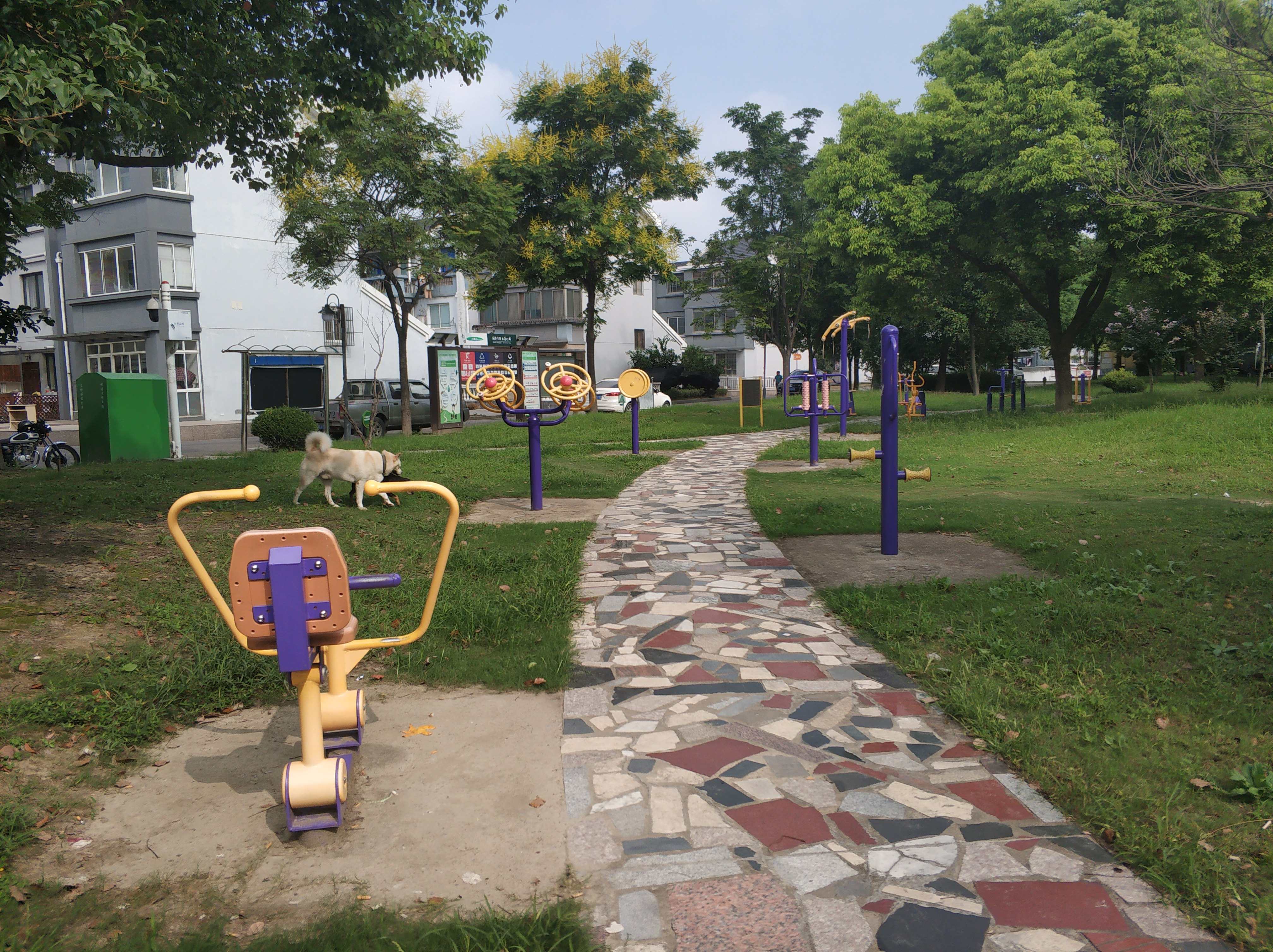 民惠六區(qū)健身苑點(diǎn)