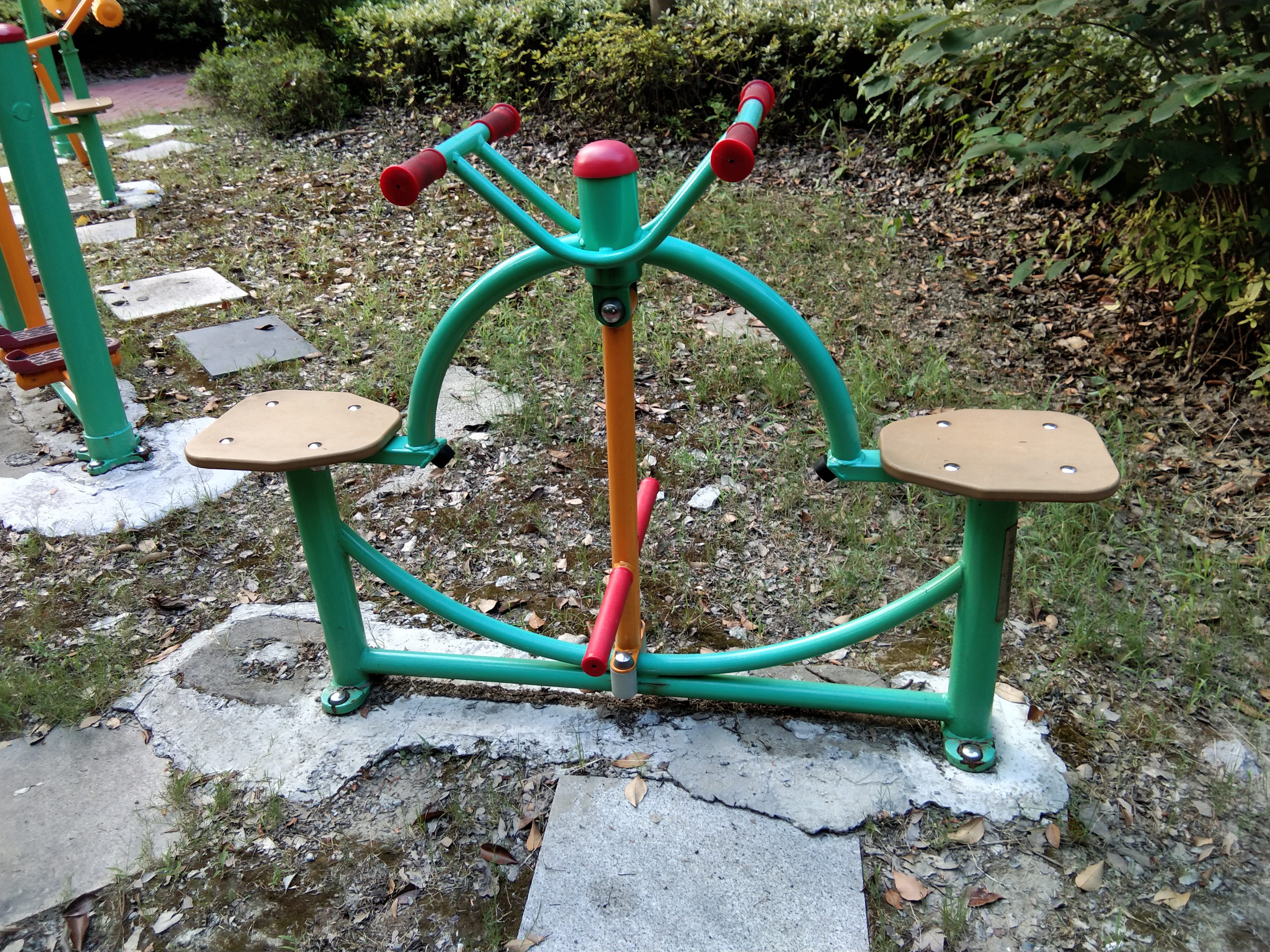 下肢康復(fù)器