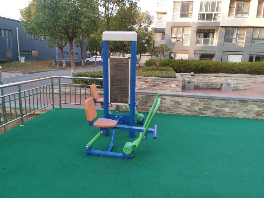 雙立柱平推平拉訓(xùn)練器