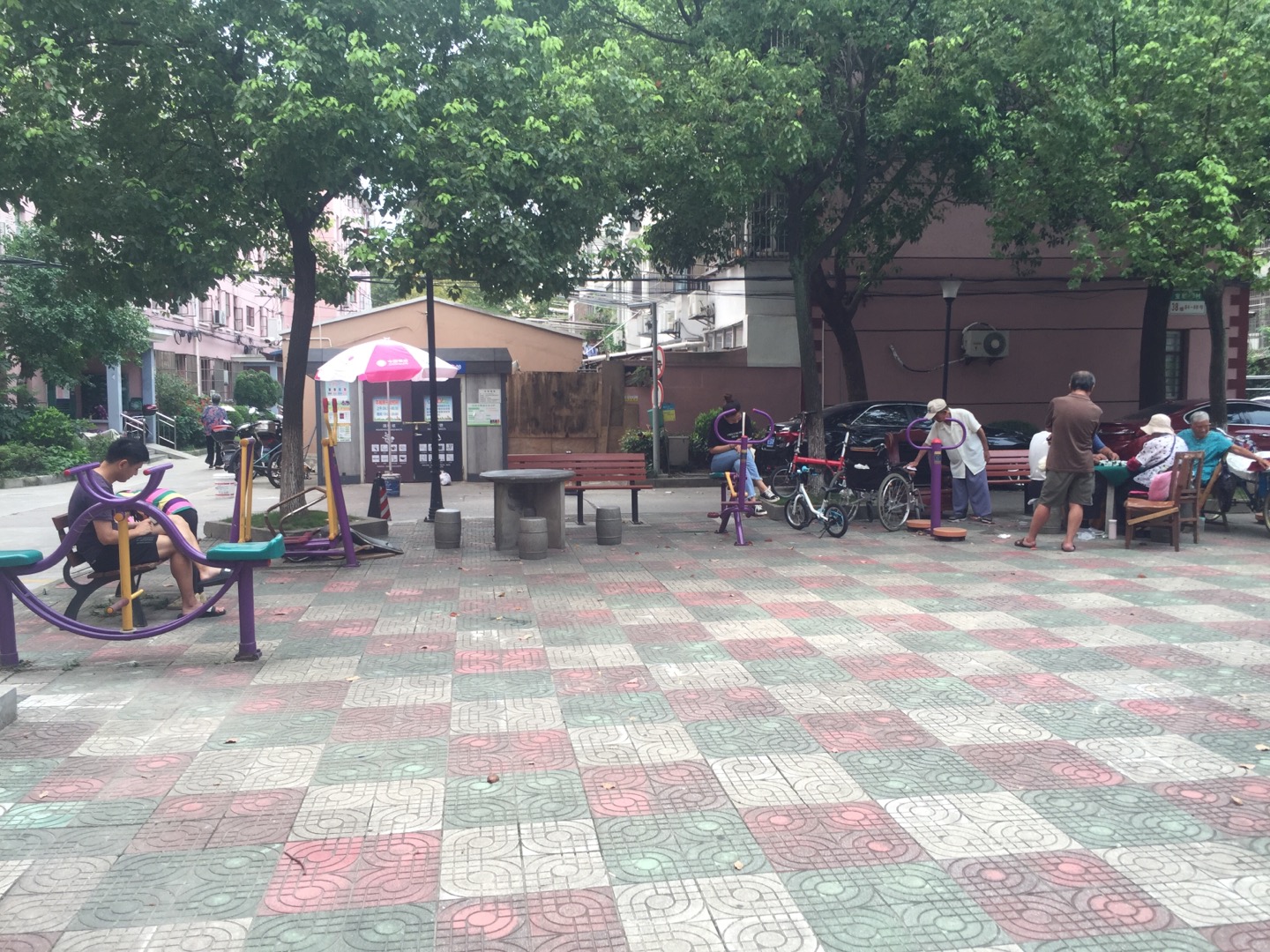 寶鋼二村健身點(diǎn)  2