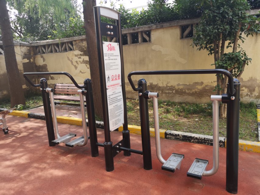 太空漫步機(jī)