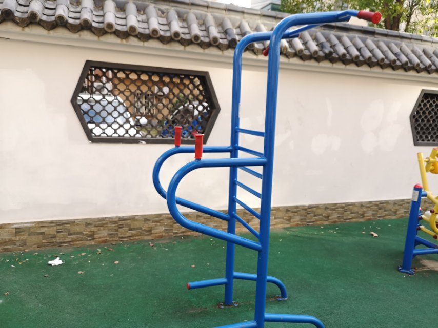 多功能訓(xùn)練器