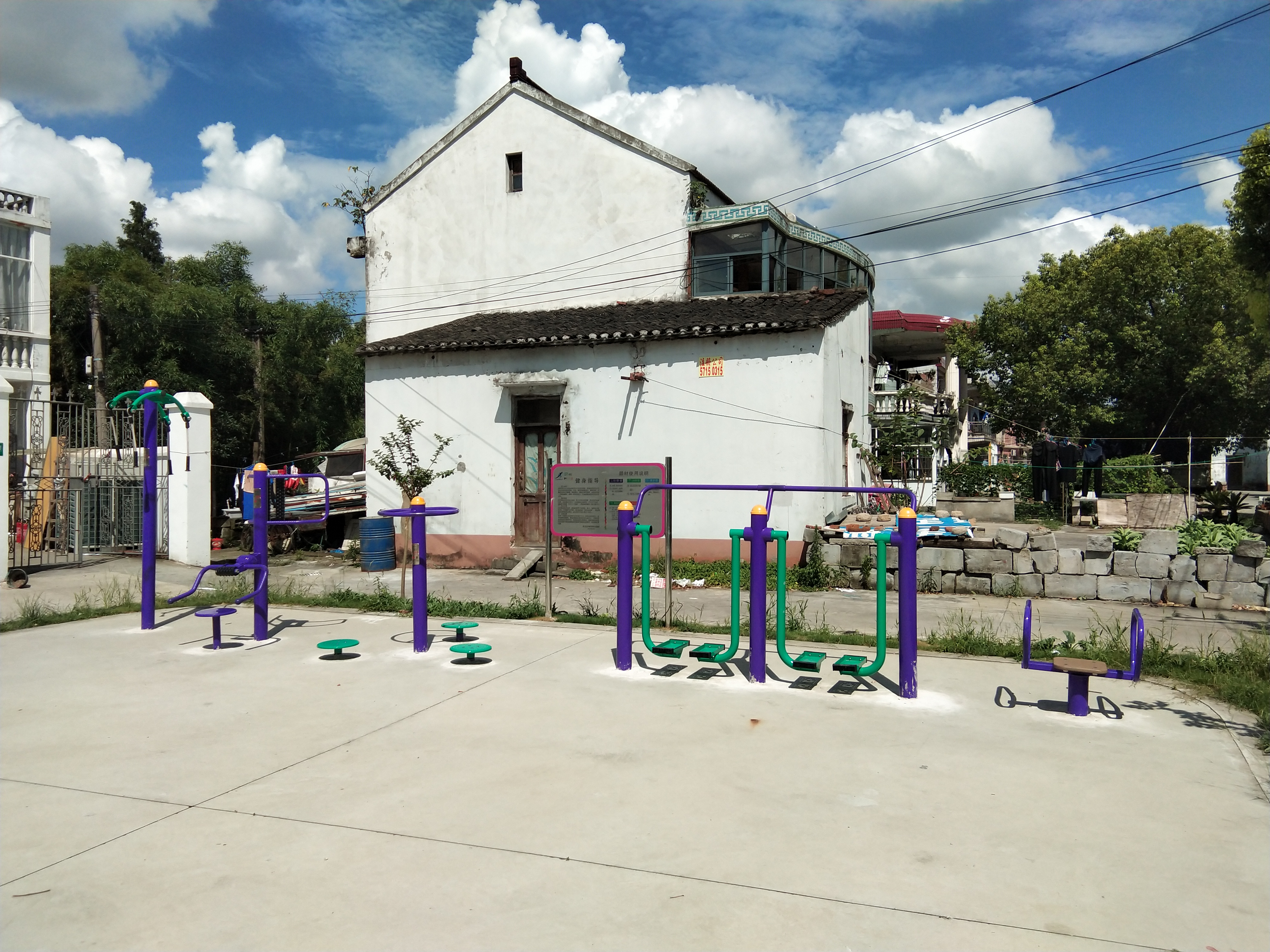 聯(lián)合村五組健身點(diǎn)