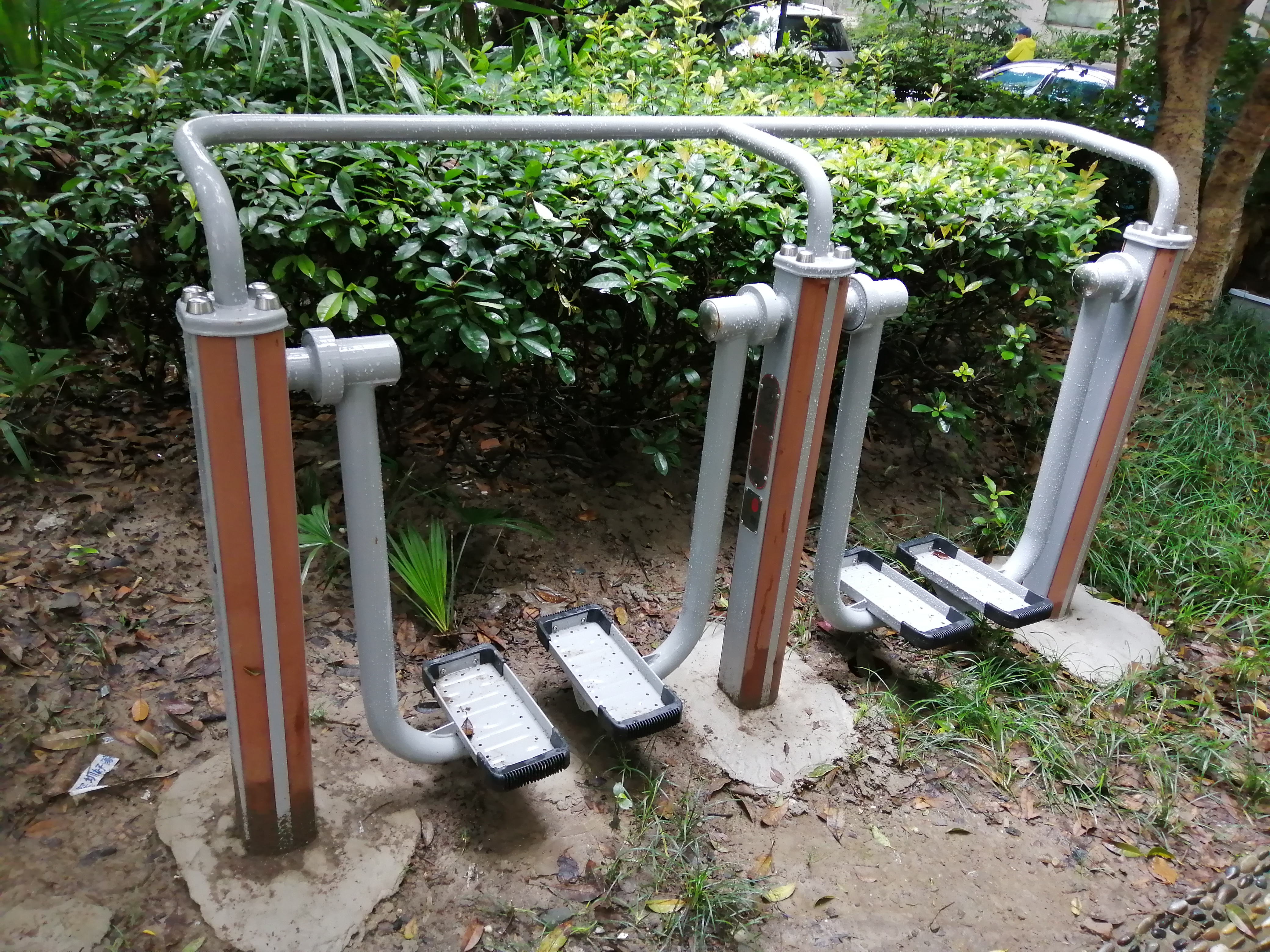 雙位太空漫步機(jī)